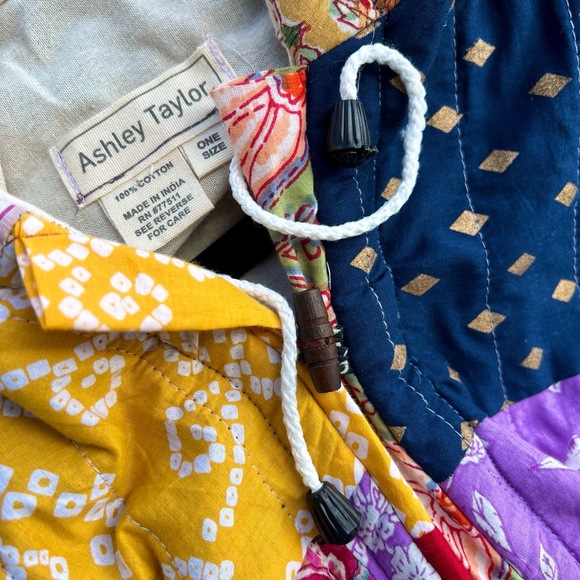 Ashley Taylor Kantha Patchwork Jacket Hooded Blanket Coat Unisex One Size New - Picture 3 of 5